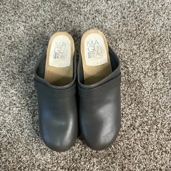 MAGUBA Women's Swedish Clog Size 5 In Black - Picture 7 of 7